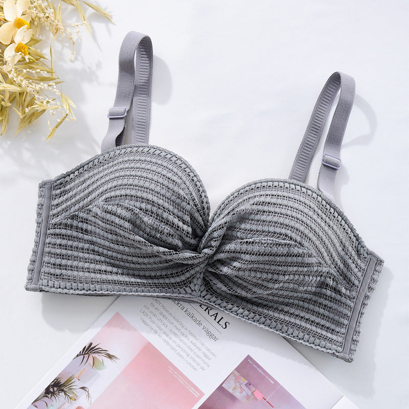 Universal Fit: Super-Comfortable Everyday Seamless Bra
