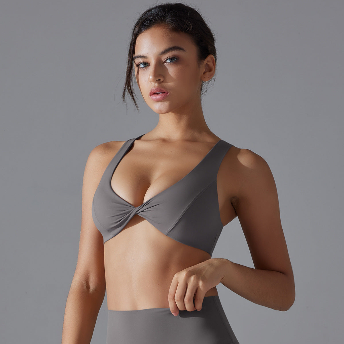 Solid Color Yoga Sports Bras – Breathable Comfort & Flattering Fit