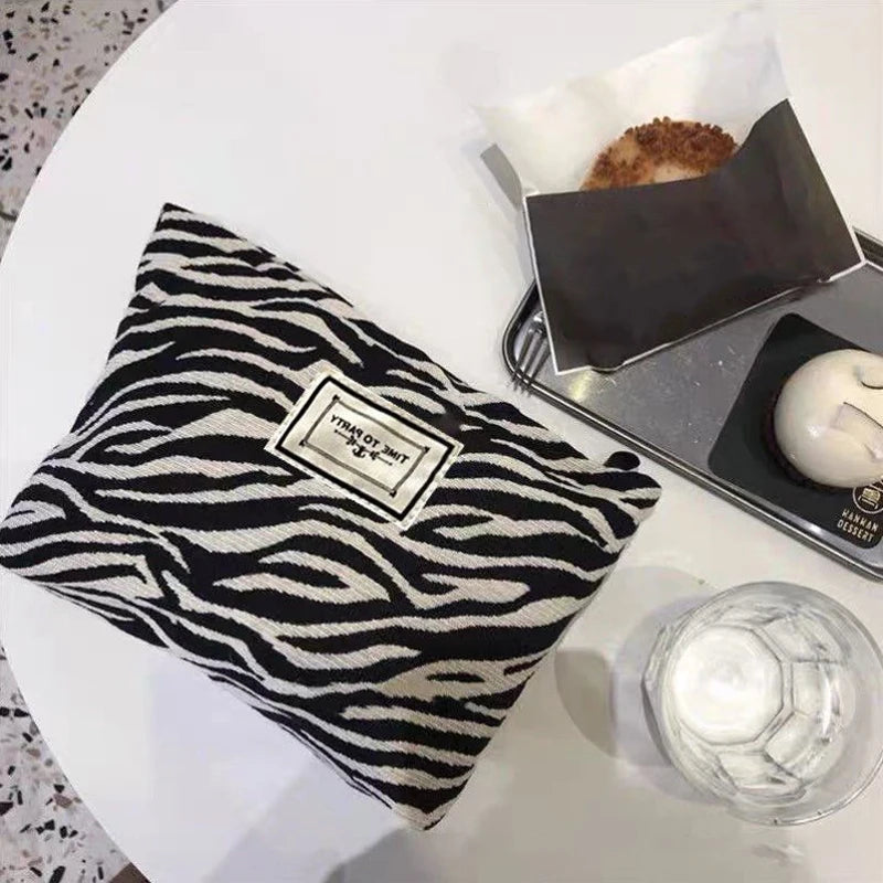 Zebra Design Large Shopping Totes