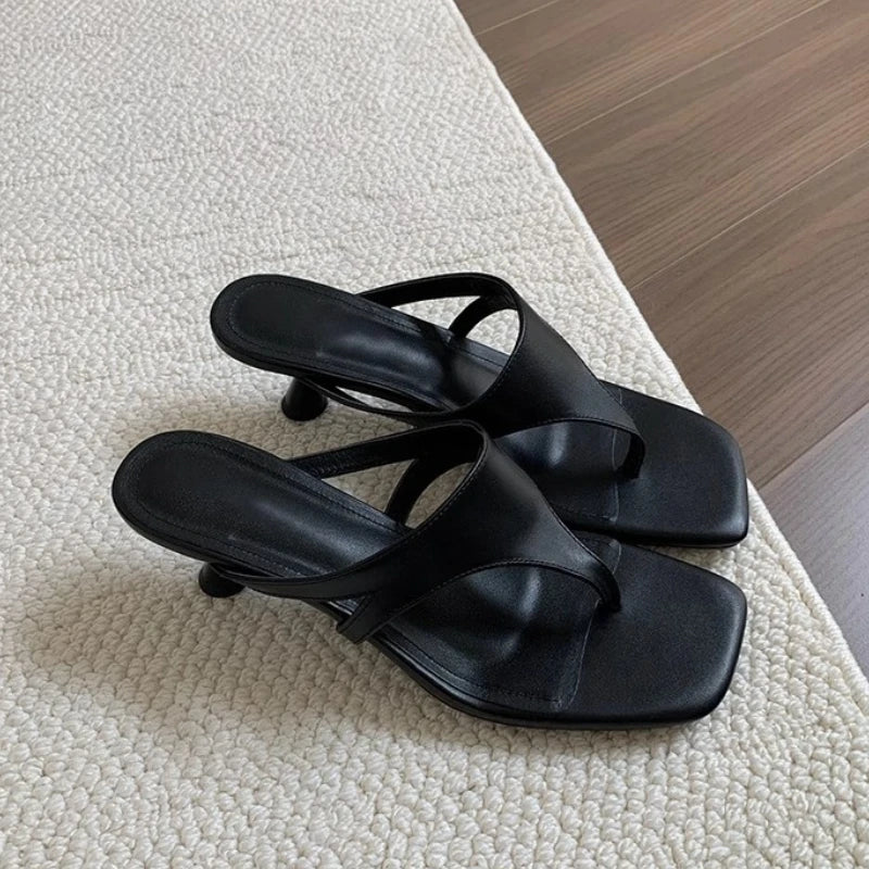Vacation Mood: Chic Brown Suede Thong Sandals