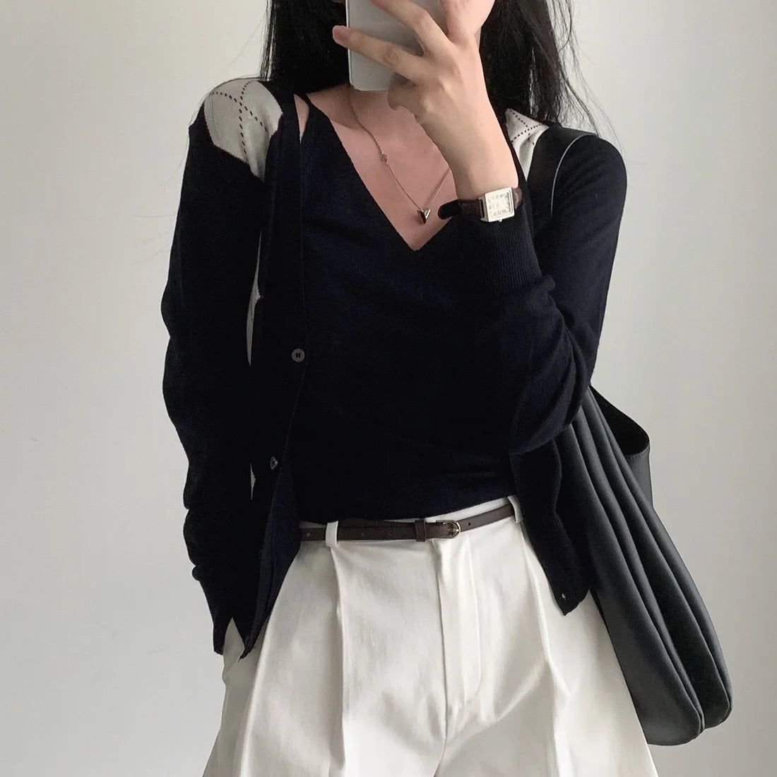 Sexy Diamond V Neck Long Sleeve Sweater For Women Split Flared Sleeves Knit Autumn Wear Hot Trendy Sweater