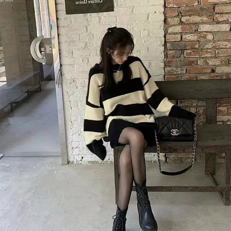 New Winter Fashion Retro Two Colors Sweaters For Women