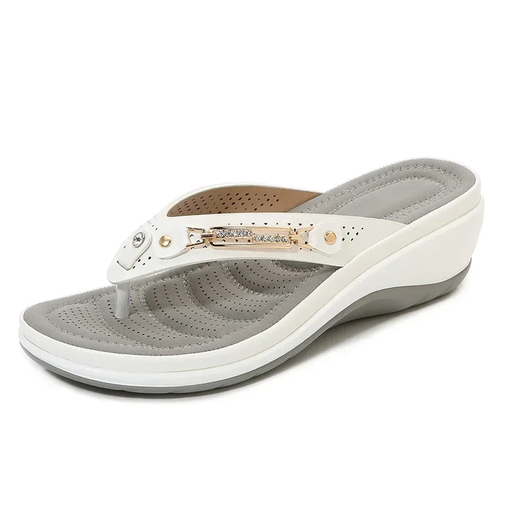 Flip Flops Women New Spring Summer Comfortable Slippers Slide Love Decoration Non Slip Holiday Beach Shoes Casual Female Sandals