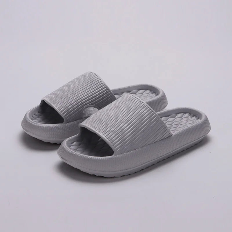 2025 New Summer Womens Soft Sole Cloud Slippers Eva Thick Platform Non Slip Flip Flops For Beach Bathroom