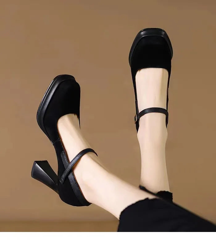 Retro Charm Mary Jane Heels – Chunky Platform Elegance