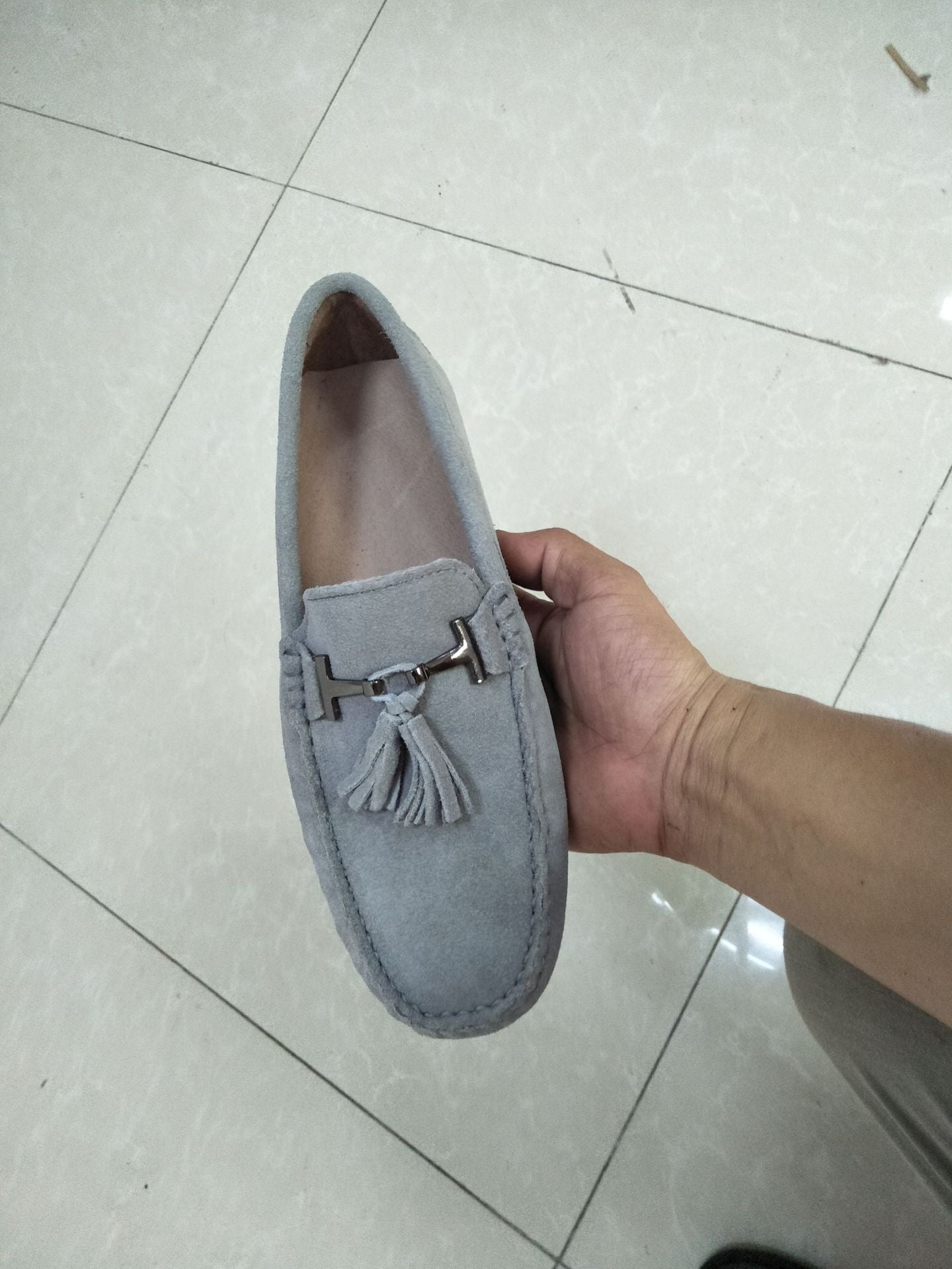 Genuine Leather Sheepskin Tassel Design Women Loafers