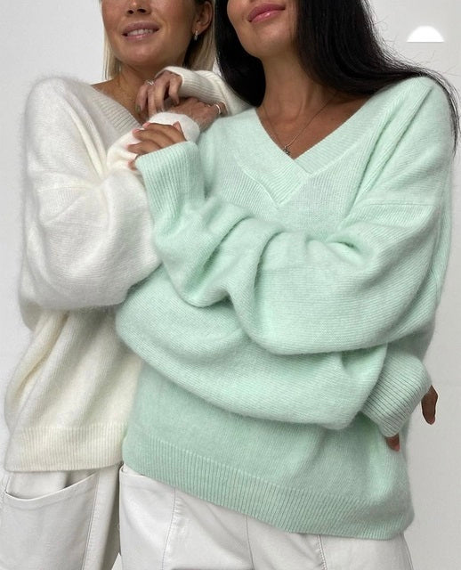 One Size Cozy Warmth Chunky Sheep Wool Knit Sweater