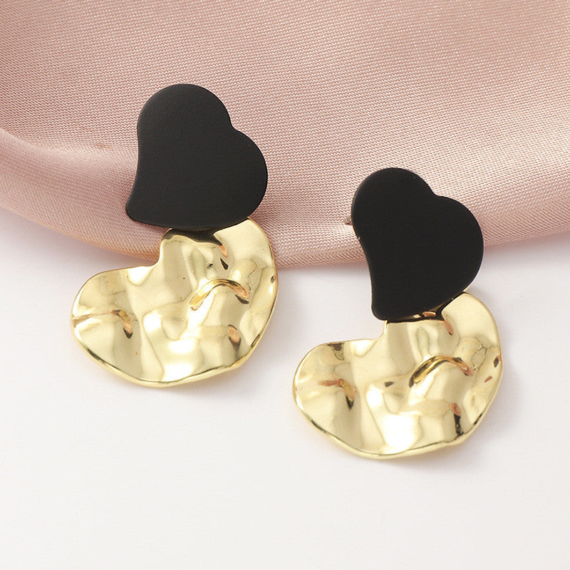 Earrings Irregular Heart-Shaped Metal Design Elegant Jewelry Trend 2025