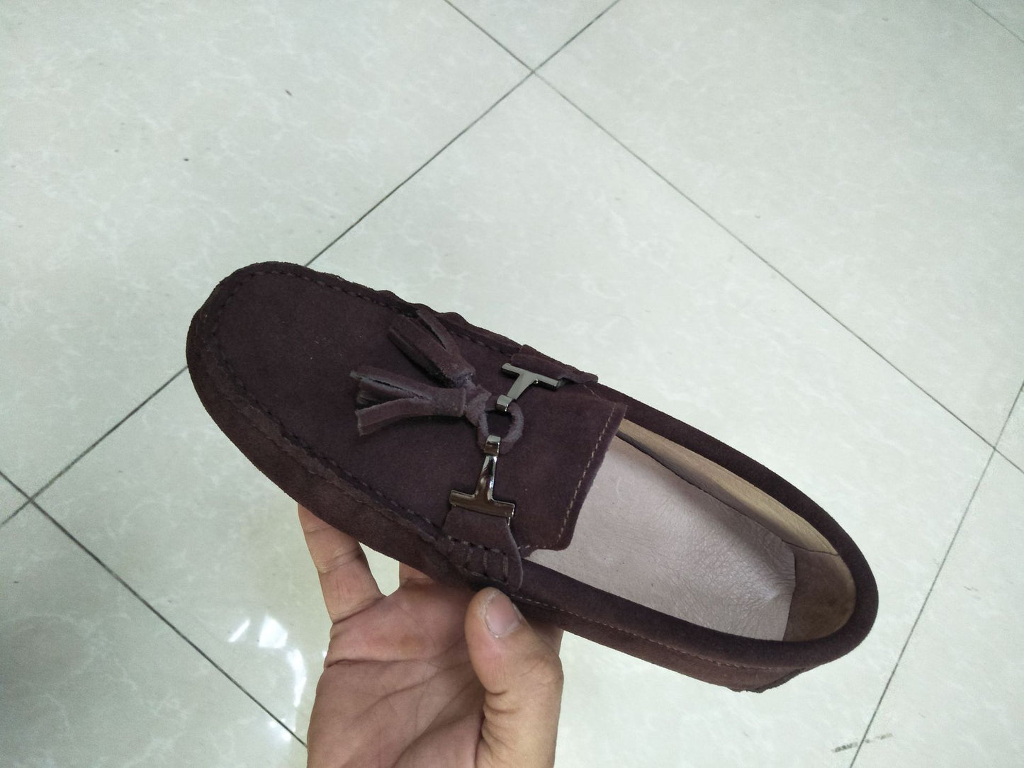 Genuine Leather Sheepskin Tassel Design Women Loafers