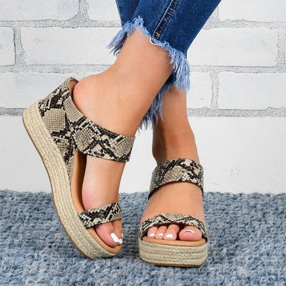 Super Soft Thick Sole Non Slip Beach Bathroom Slippers