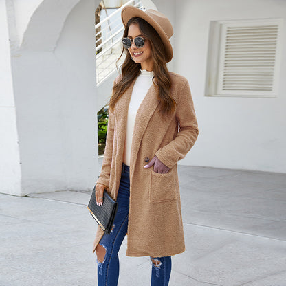 Elegant Plush Woolen Coat – Coats Outfits Women & Cozy Winter Layering