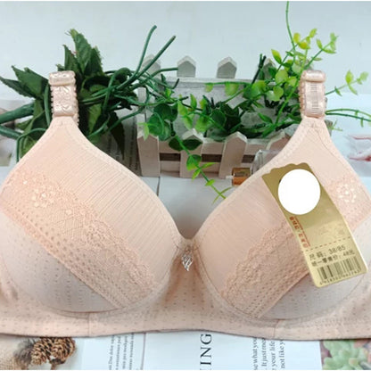 Green Lace Bra – Floral Elegance & Natural Shaping