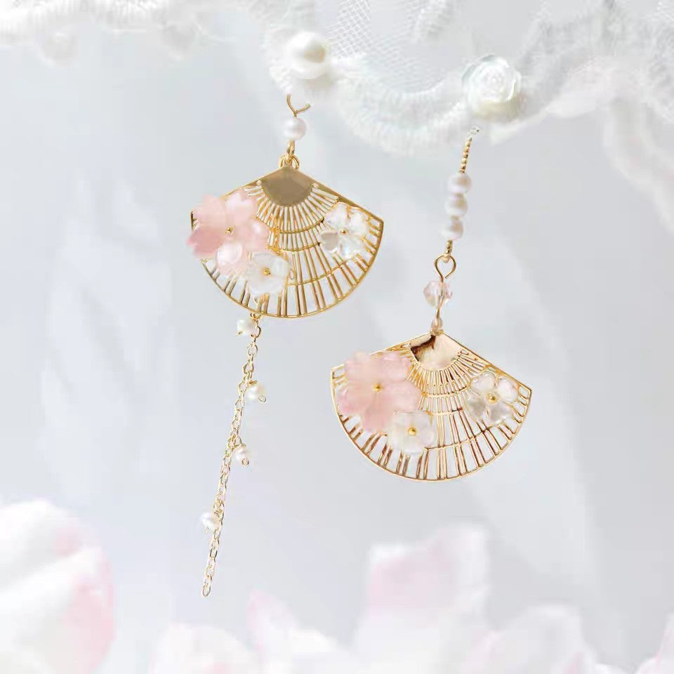 Earrings Vintage Chinese Fan Asymmetric Pearl Design Jewelry Trend 2025