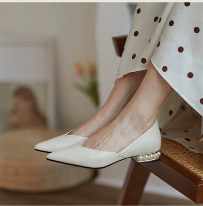 Elegant Pearl Low Heel Pointed Flat Shoes