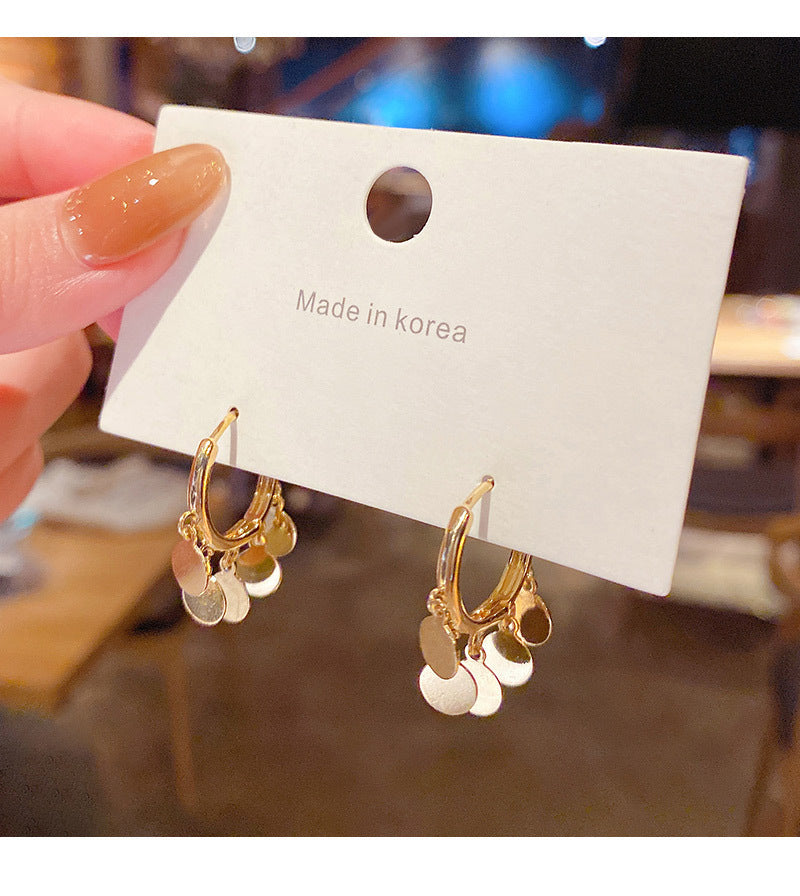 Earrings Mini Wafer Geometric Round Minimalist Design Jewelry Trend 2025