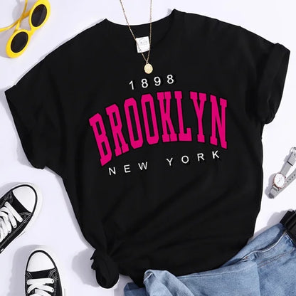 Brooklyn New York 1898 Women’s Graphic T-Shirt – Casual Short Sleeve Print Tee for Girls, Ladies Fashion Tops