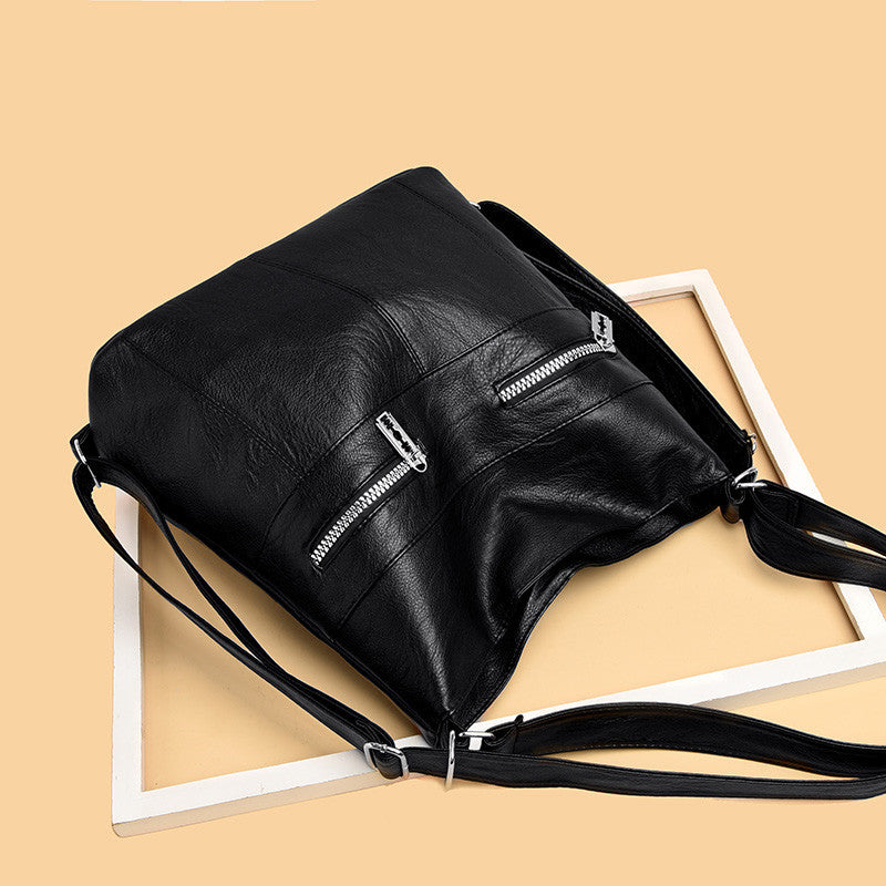 Retro Dumpling-Shaped PU Handbag Vintage Elegance