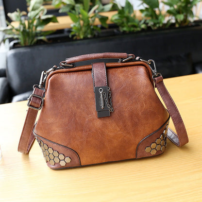Fashion-Forward PU Leather Shoulder Bag Chic Practical