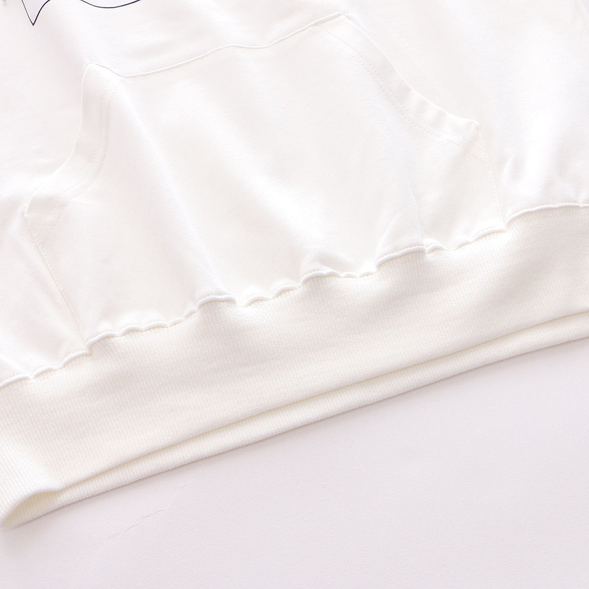 Sweet Dinosaur Print Sweater – Cozy Autumn & Winter Must-Have