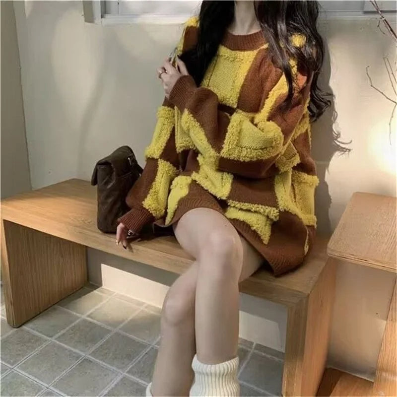 Checkered Sweater for Women – Thickened Inner Layer, Korean Lazy Style High-End Design for Autumn & Winter