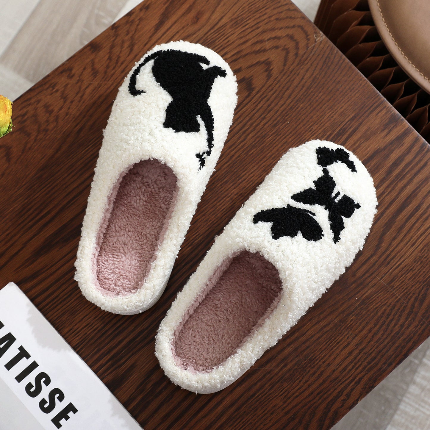 Unisex Winter Cotton Slippers – Embroidered Butterfly Cat Cozy Indoor Shoes