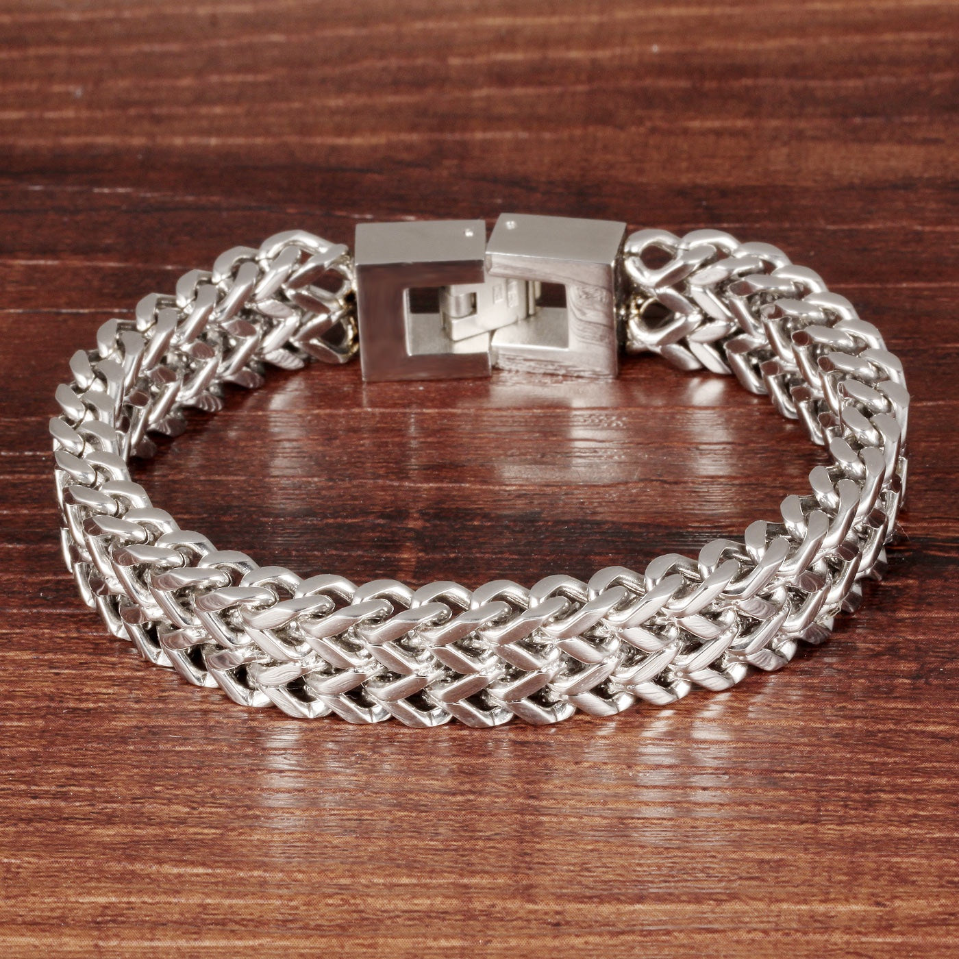 N790 Titanium Steel Bracelet – Men’s Durable Bracelet for Everyday & Stylish Wear