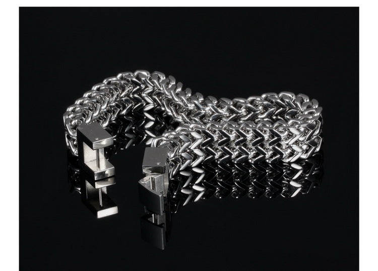 N790 Titanium Steel Bracelet – Men’s Durable Bracelet for Everyday & Stylish Wear