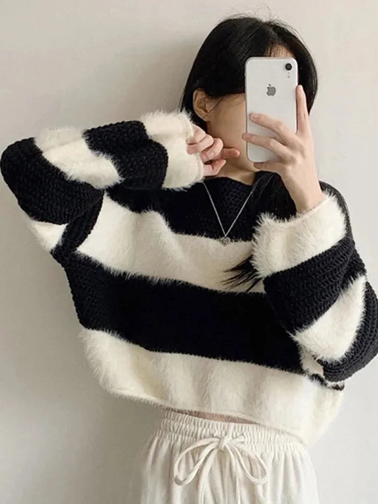 Women’s Striped Lantern Sleeve Pullover Sweater – Casual Winter Knit