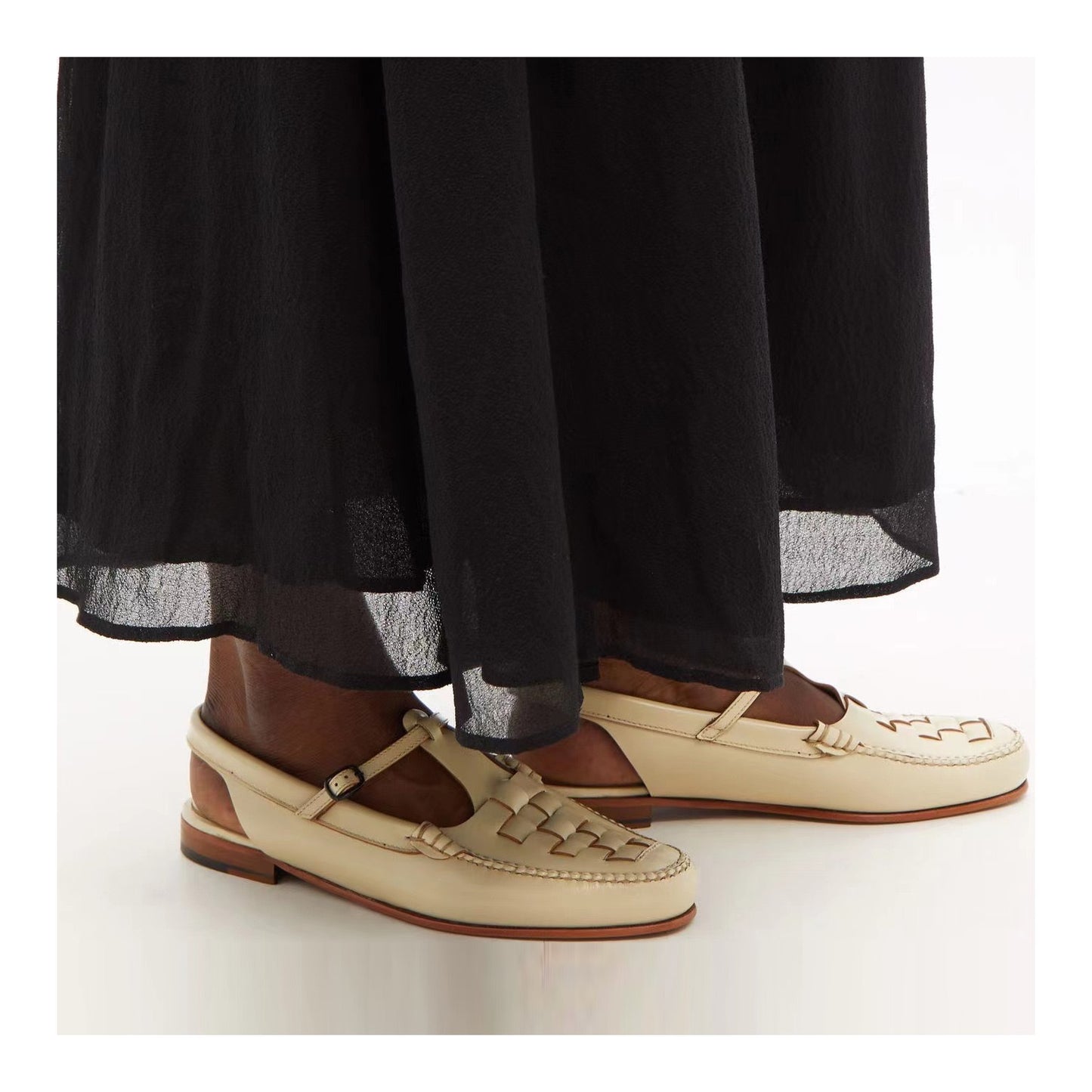 Women Breathable Soft Flat Outdoor Sandals