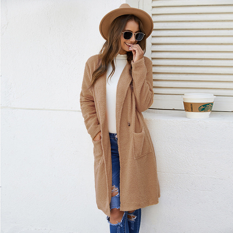 Elegant Plush Woolen Coat – Coats Outfits Women & Cozy Winter Layering