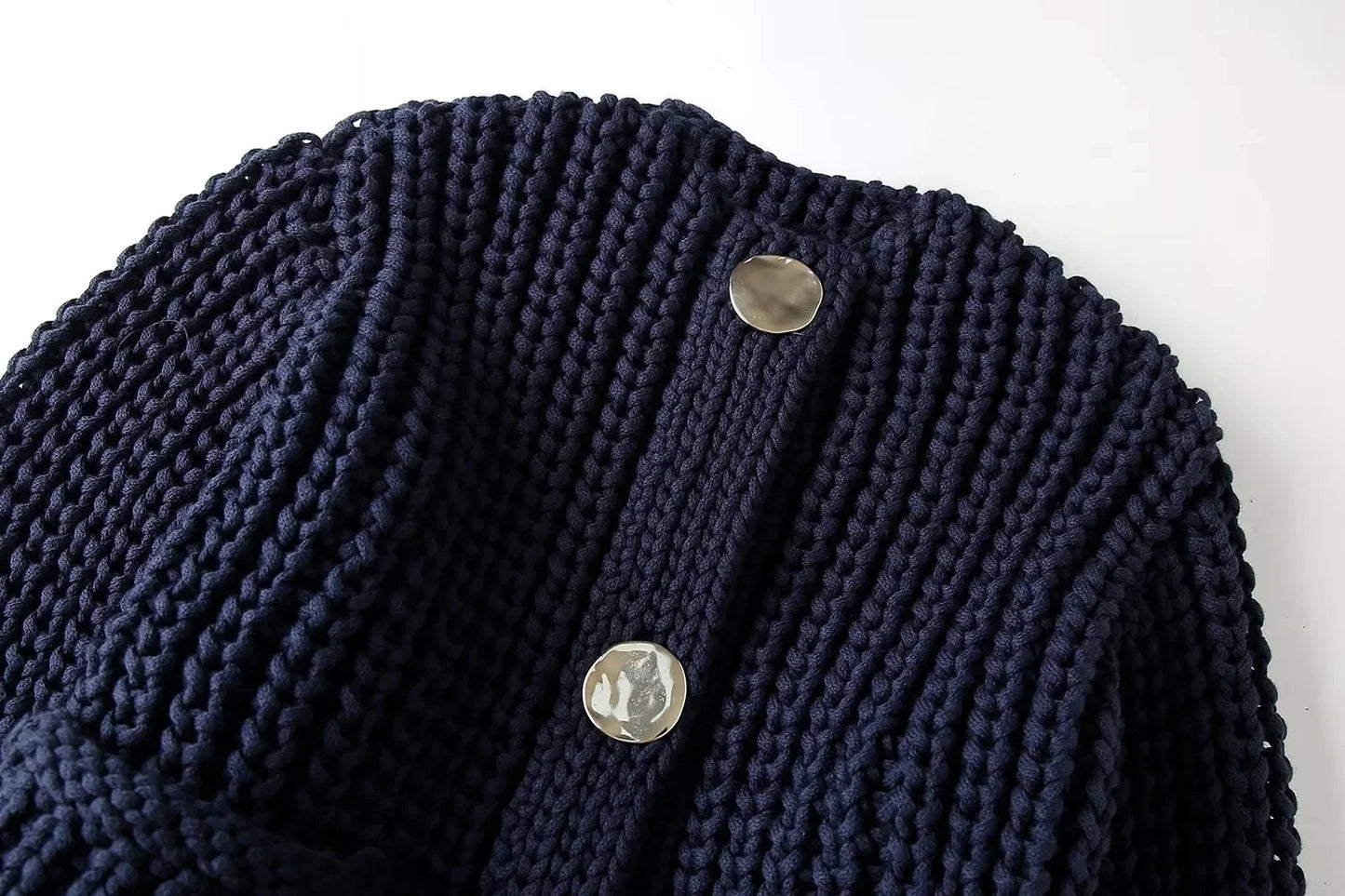 Modern Heritage: Chic PU-Collar Loose Knit Cardigan