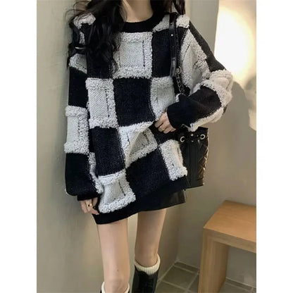 Checkered Sweater for Women – Thickened Inner Layer, Korean Lazy Style High-End Design for Autumn & Winter