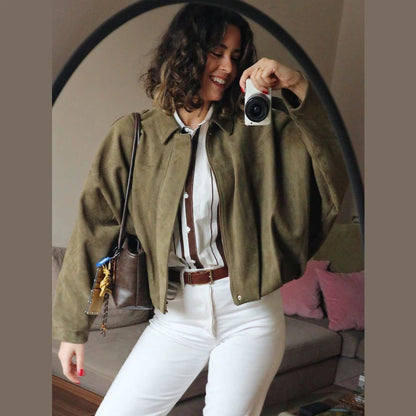 Women’s Loose-Fit Bomber Jacket – Minimalist Streetwear Style