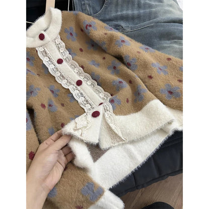 Retro Charm: The Signature Heritage Knitted Cardigan