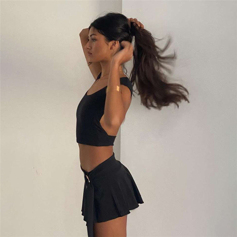 Black Sleeveless Vest & High-Slit Skirt Two-Piece Outfit Set | Bold Style 2025 Aesthetic