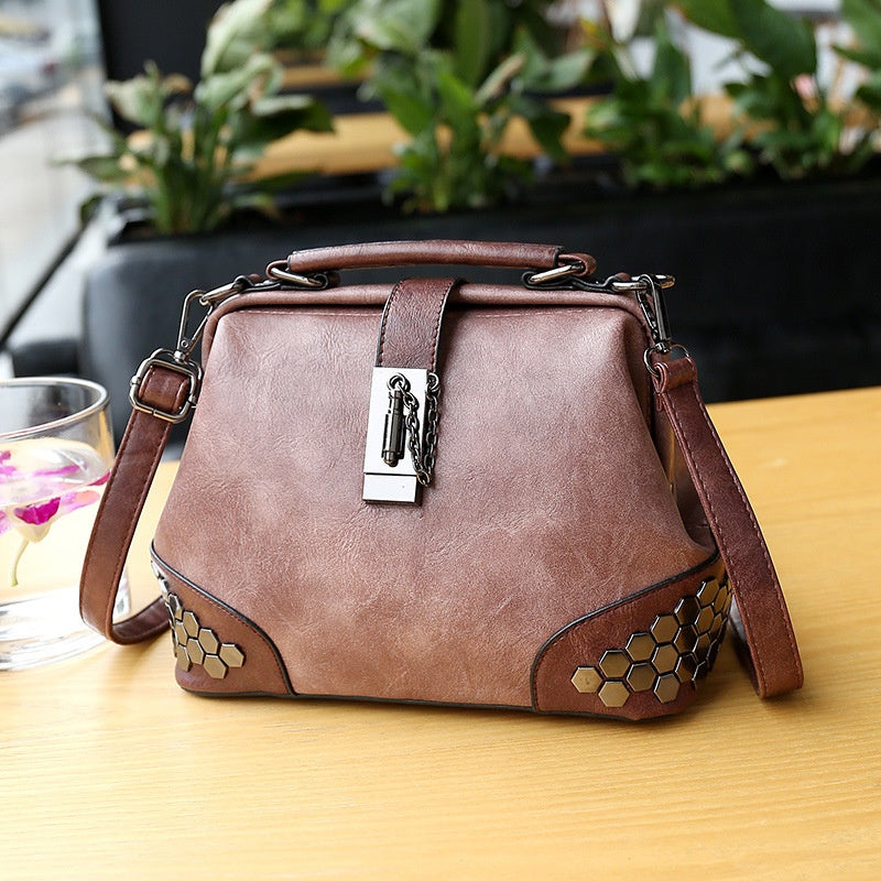 Fashion-Forward PU Leather Shoulder Bag Chic Practical
