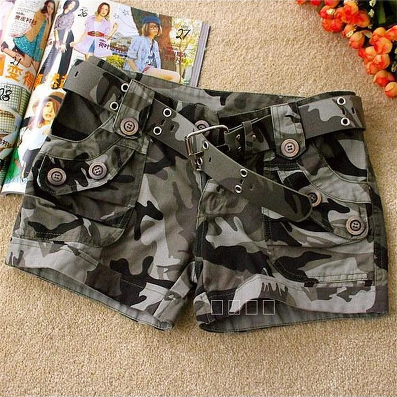 Women's Summer Camouflage Shorts Boho Chic Military Style, Plus Size Cotton Mini Jogging Shorts with Zipper Pockets