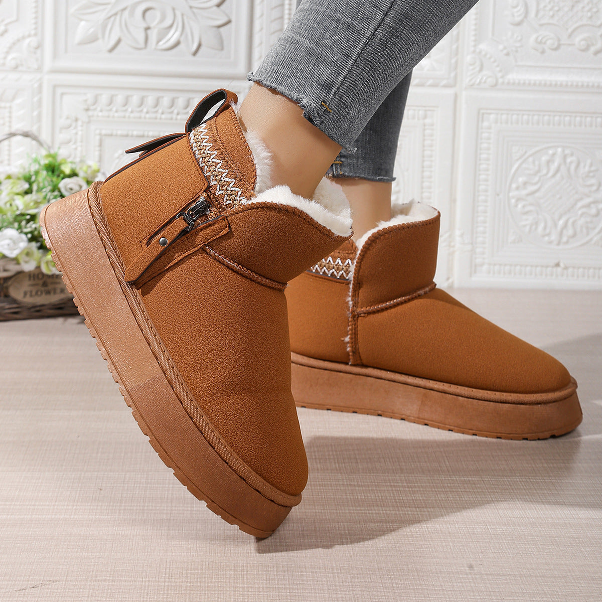 Pretty Warm Suede Ladies Snow Boots