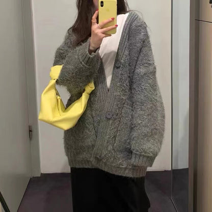 Fashionable Knitted Cardigan Sweater for Women – Cozy Cashmere Top, Elegant Fall & Winter Outfit