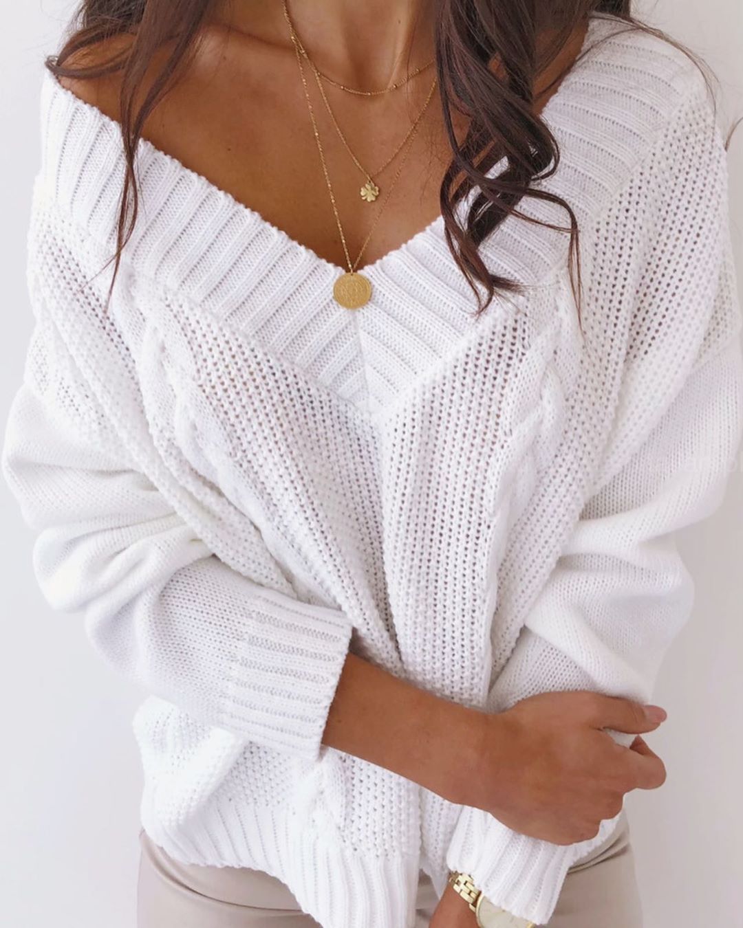 Off Shoulder V-Neck Sweater for Women – Chic Knit Pullover Casual Style