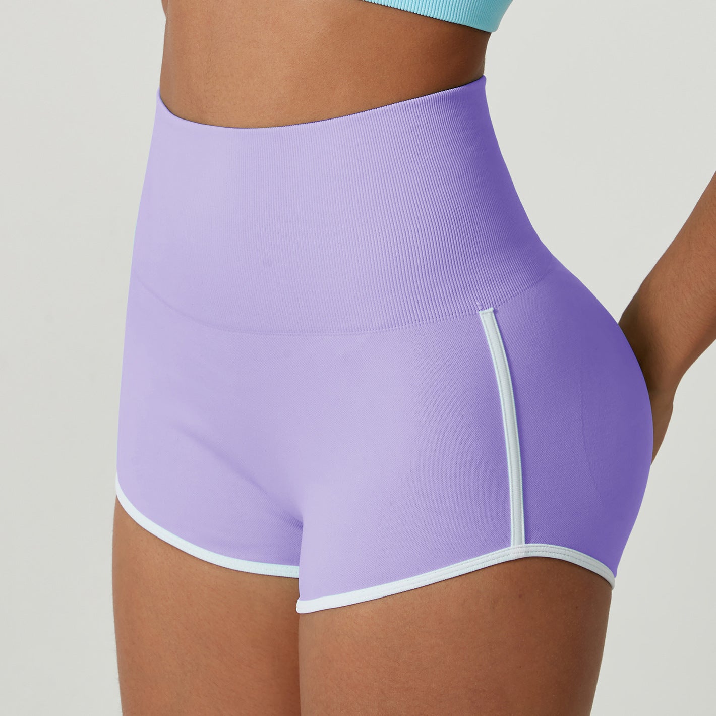Contrast Color Peach Hip Hot Pants Women – Stylish Activewear Shorts