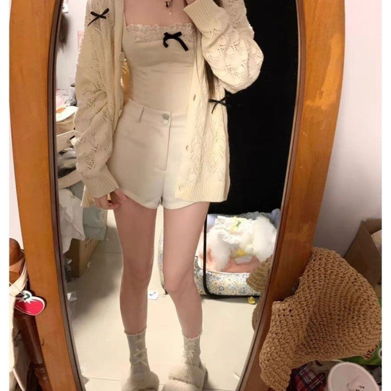 Loose Tup Cardigan Coat for Women – Apricot Buttoned Sweater, Chic Urban & Autumn Outfit