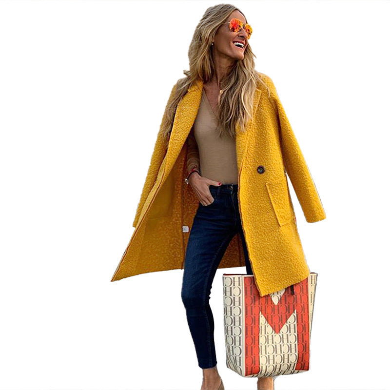 Elegant Plush Woolen Coat – Coats Outfits Women & Cozy Winter Layering