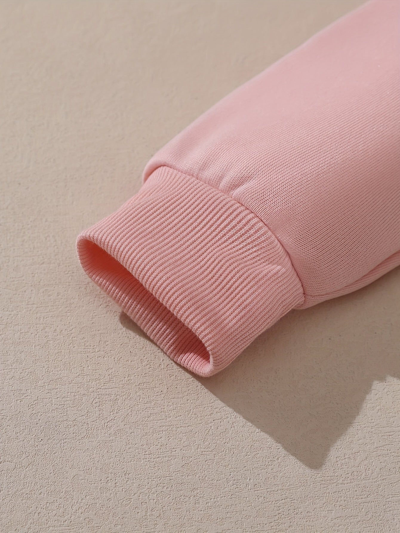 Plus Size CRAZY Print Hoodie – Women’s Casual Pullover Sweatshirt with Kangaroo Pocket for Fall/Winter