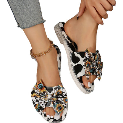 2025 Hot Sale Ladies Open Toe Slippers With Bow Tie And Leopard Print Plus Size Flat Outdoor Daily Sandals For Women