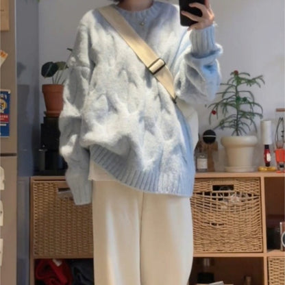 Cozy Confidence: Plus Size Twisted Knit Pullover for Women