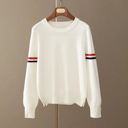 Soft Cashmere Knit Sweater: Stylish O-Neck Top