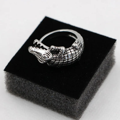 Punk Crocodile Ring – Adjustable Unisex Animal Statement Ring