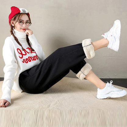 Warm Short Plush Inside Winter Cargo Pants For Women