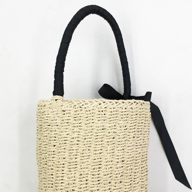 Summer Aesthetics: Chic Straw Woven Bucket Bag